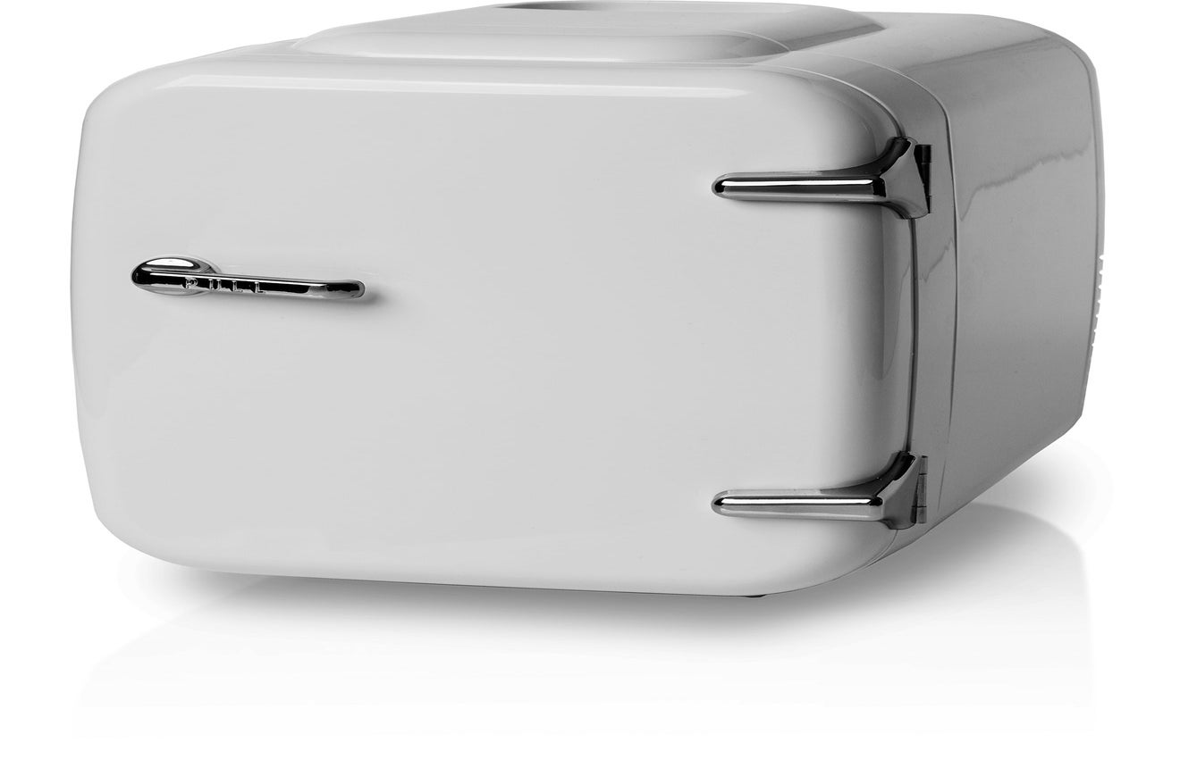 https://www.smithscity.co.nz/content/productimages/sheffield-portable-mini-fridge-and-warmer-60001703-1.jpg?width=1320&height=860&fit=bounds&bg-color=fff&canvas=1320%2C860